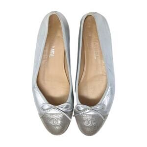 Chanel ballet flats interlocking CC logo cap toe silver metallic ballerinas 40